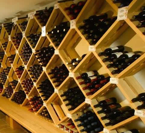 Natale, il periodo ideale per regalare del buon vino